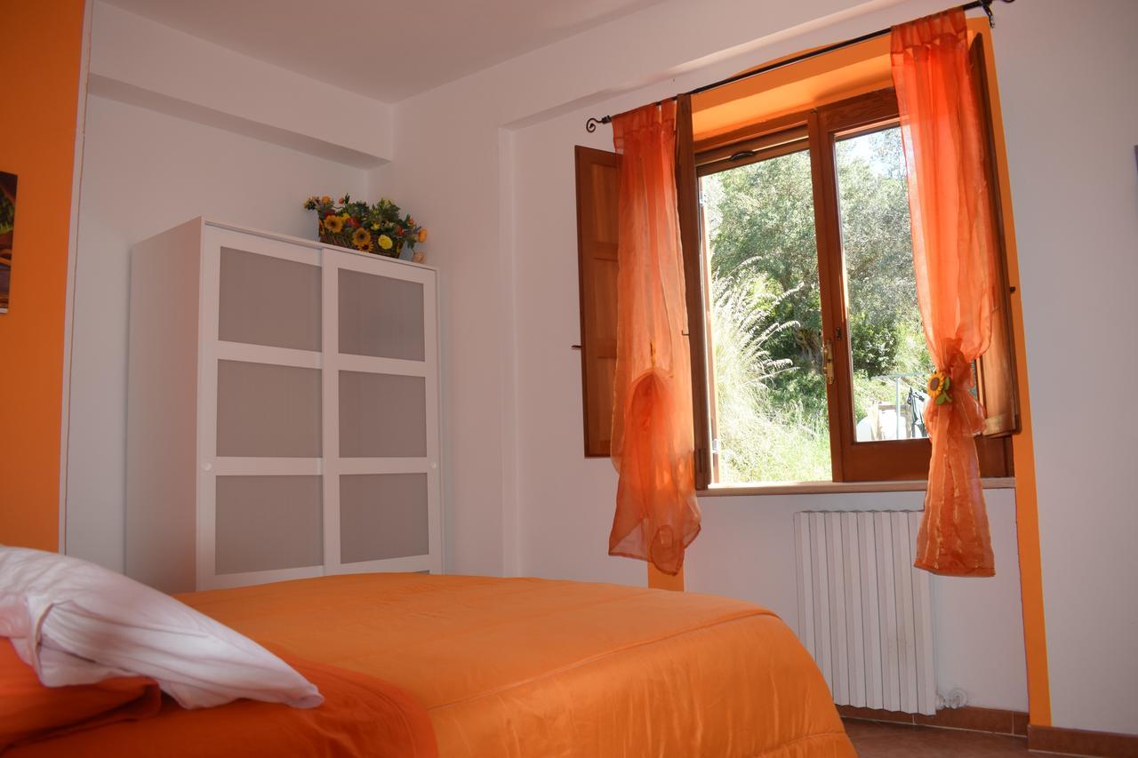 Bed and Breakfast Raggio Di Sole Castellabate Exterior foto